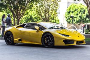 How much does it cost to own a Lamborghini Huracan?
