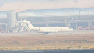 Flight cancellations leave passengers high & dry