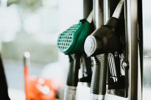 Our guide to different types of fuel - Petrol vs Diesel