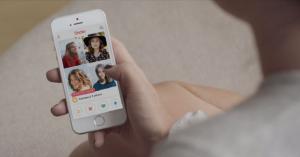 Tinder Social, helping friend groups plan their night out, launches globally