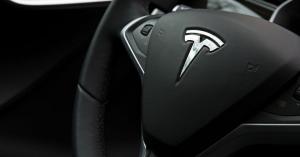 Autopilot in Tesla Model X helps driver get safely to a hospital