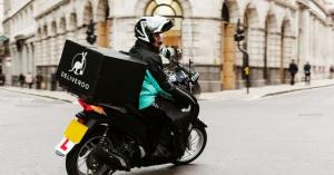 Deliveroo won’t force new pay-per-delivery contract on protesting riders in London — yet