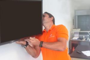 Multimax crea alianza con empresa Camarounds para instalación y distribución de productos