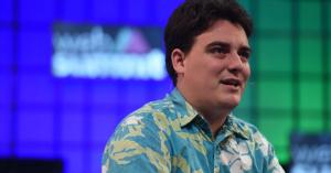 The ugly reality of an Oculus founder’s politics