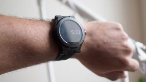 Micheal Kors Access Review: Don't buy it for the tech