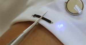 Self-healing electric ink refuses to die when cut