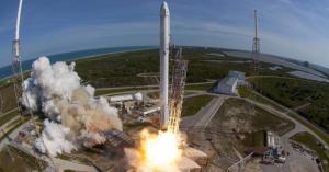 SpaceX wants to get back to launching with Dec. 16 Iridium flight