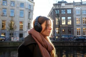Sony made the best noise cancelling headphones ever