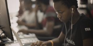 Zuckerberg's charitable venture makes its first investment