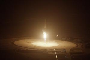 SpaceX successfully brings a rocket back to land for the second time