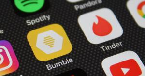 Here’s who fared best on dating apps in 2016