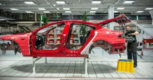 Tesla answers claims of poor factory working conditions and unionization efforts