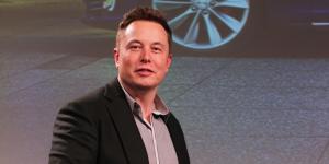 Elon Musk is convinced we need to become machines or risk being replaced by them