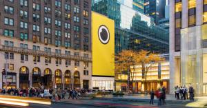 Snap poised to raise up to $3.2B from IPO at a valuation of $18.5B
