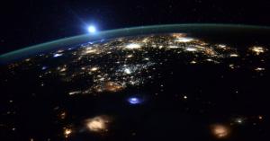 OneWeb is merging with Intelsat, SoftBank to invest another $1.7B in new satellite co.