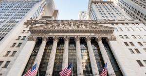 Cloudera expects market cap to be less than half private valuation