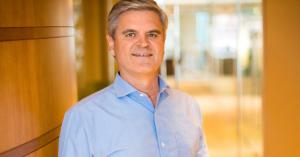 Steve Case to talk AOL, startups and raising funds outside of the Valley at Disrupt NY