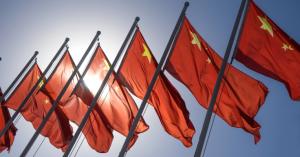Netflix is playing down the significant of its first major distribution deal in China