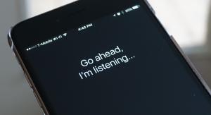 Report: Apple likely to reveal Siri-powered Amazon Echo competitor next month