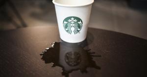 Some Starbucks are suffering from a payment outage and giving out free coffee
