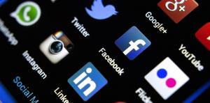 Study: Snapchat and Instagram are the worst for young people