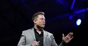 Elon Musk leaving Trump advisory councils following Paris agreement withdrawal