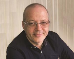 Connecting online shoppers with offline stores