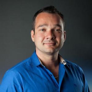 Dennis Khvostionov