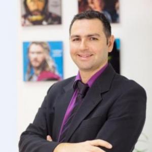 Amit Reshef