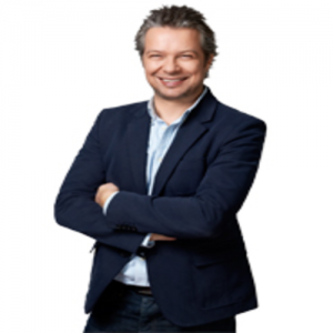 Armin Nusser